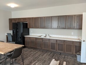 Pleasantburg Senior in Greenville, SC - Building Photo - Building Photo
