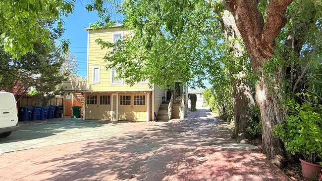 3242 Briggs Ave in Alameda, CA - Building Photo - Building Photo