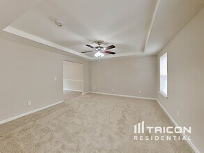 6238 Dumont Ln in Charlotte, NC - Foto de edificio - Building Photo