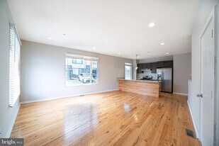 706 N 7th St, Unit 1 in Philadelphia, PA - Building Photo