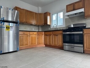 193 Temple St in Paterson, NJ - Building Photo - Building Photo