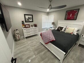 16992 Timberlakes Dr in Ft. Myers, FL - Building Photo - Building Photo