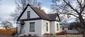 700 N 2nd St in Hamilton, MT - Building Photo