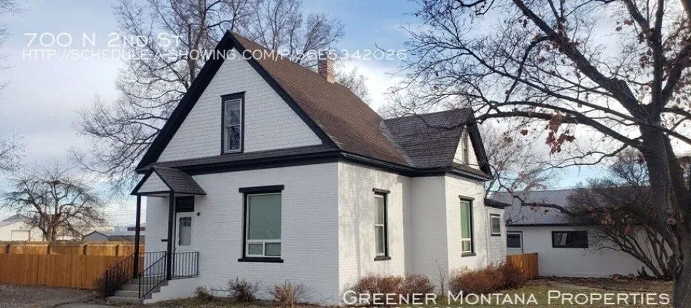 700 N 2nd St in Hamilton, MT - Building Photo