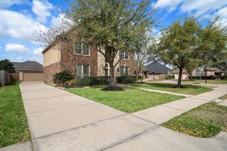 10811 Twilight Creek Ln in Cypress, TX - Building Photo - Building Photo