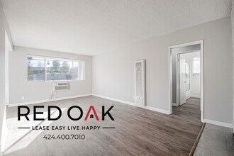 12737 Moorpark St, Unit 12 in Los Angeles, CA - Building Photo - Building Photo