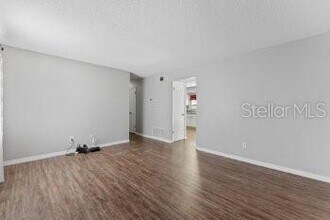 450 Longwood Cir in Longwood, FL - Building Photo - Building Photo