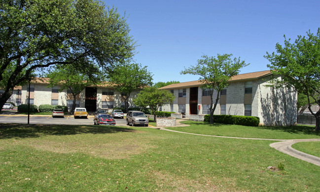 Sabine Place Apartments in Fort Worth, TX - Building Photo - Building Photo