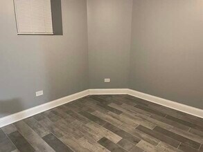 1611 S Trumbull Ave, Unit Garden Unit in Chicago, IL - Building Photo - Building Photo