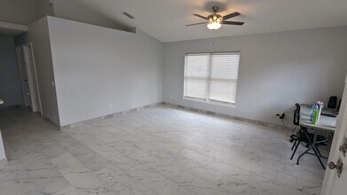 3048 Pineda Dr in Orlando, FL - Building Photo - Building Photo