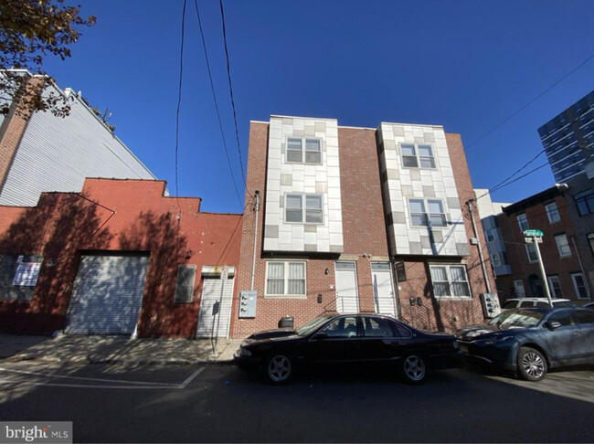 property at 1503 W Seybert St