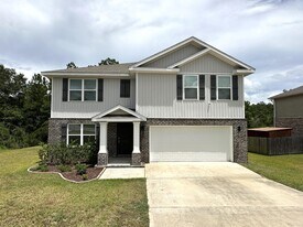 3262 Chapelwood Dr in Crestview, FL - Building Photo
