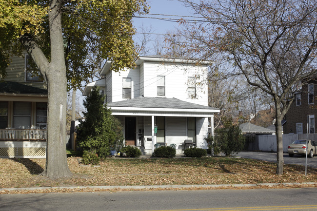 430 W Vine St in Kalamazoo, MI - Building Photo - Building Photo