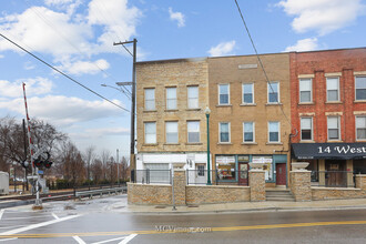 18 W 9th St in Lockport, IL - Building Photo - Building Photo