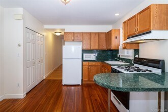320 Melbourne Ave in Mamaroneck, NY - Building Photo - Building Photo