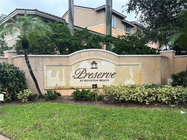 1726 6th Ave in Lauderhill, FL - Building Photo - Building Photo