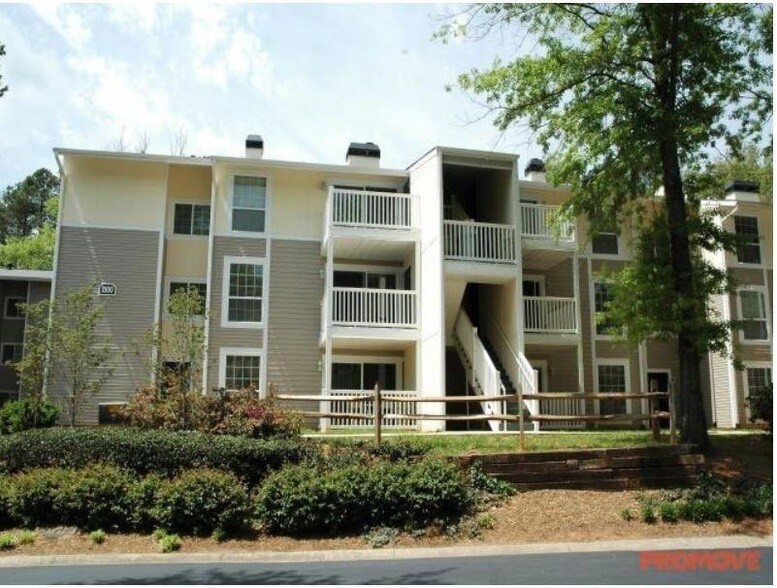 1500 Harbor Landing, Unit 416-88 in Roswell, GA - Building Photo