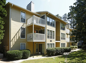 Laurel Springs in Raleigh, NC - Building Photo - Building Photo