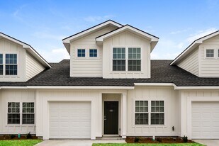 1157 Walker Point Way in Brunswick, GA - Building Photo