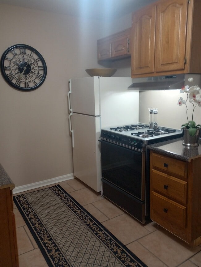 property at 3812 Rhodes Ave