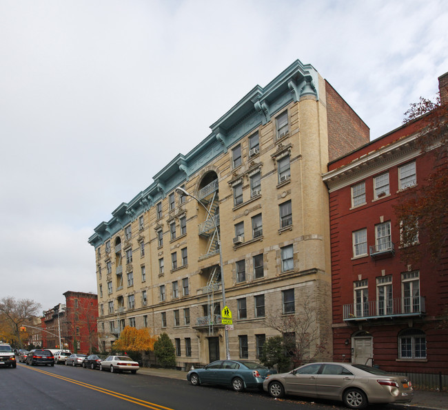 475 Washington Ave in Brooklyn, NY - Building Photo - Building Photo