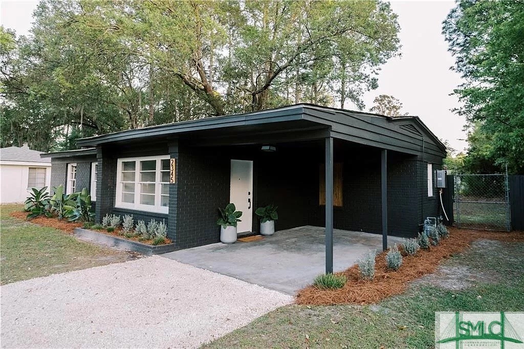 2345 Ranchland Dr in Savannah, GA - Building Photo