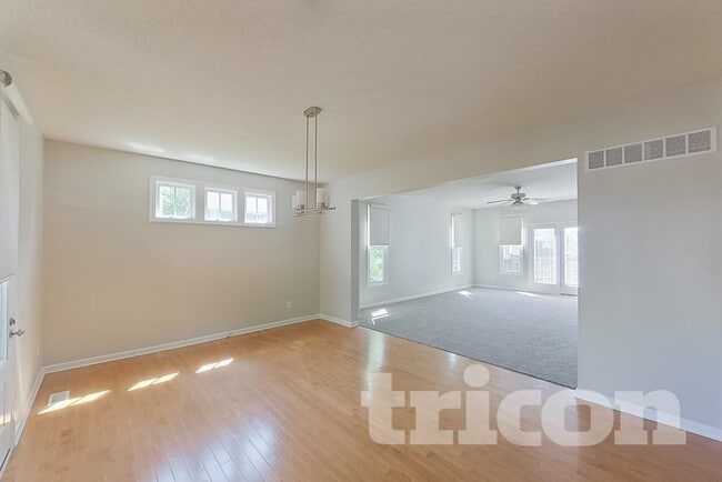 3441 Mackey Wherry St in St. Charles, MO - Building Photo - Building Photo