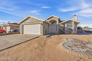 11469 Nettie Rose Cir in El Paso, TX - Building Photo