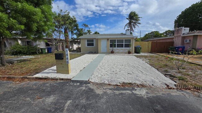 1448 NE 24th Ct in Wilton Manors, FL - Building Photo - Building Photo