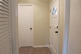 608 Lark Dr in Lakeland, FL - Building Photo - Building Photo