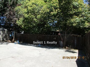 2405 Applegarth Ln in Antioch, CA - Building Photo - Building Photo