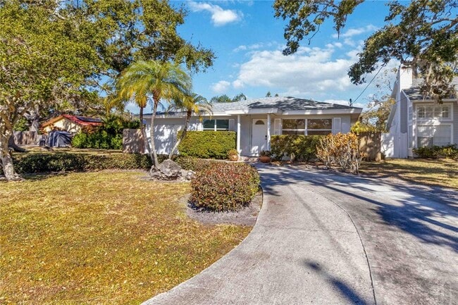 14863 Sunset Dr in Largo, FL - Building Photo - Building Photo