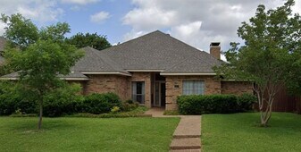 3625 Longbow Ln in Plano, TX - Building Photo