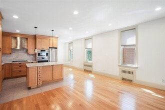 4242 Digney Ave in Bronx, NY - Building Photo - Building Photo