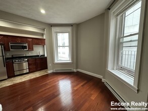 41 Fairfield St, Unit #250N - 2R in Boston, MA - Building Photo - Building Photo