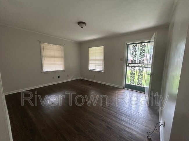 property at 4496 Boyce Rd