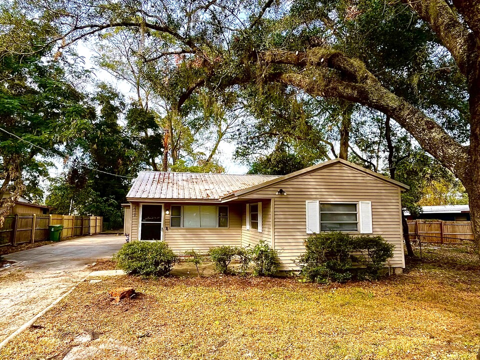 2310 E Minnehaha St in Tampa, FL - Building Photo