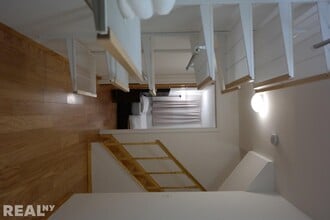 165 E 89th St in New York, NY - Building Photo - Building Photo