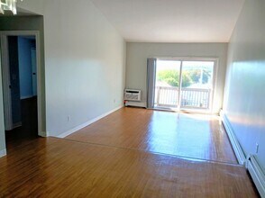 1701 Smith St in North Providence, RI - Building Photo - Building Photo