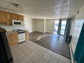 933 Ocean Blvd in Hampton, NH - Building Photo - Building Photo