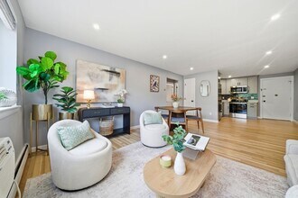 20 Radcliffe Rd in Boston, MA - Foto de edificio - Building Photo