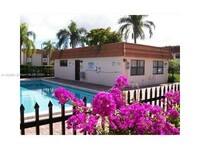 20910 NE 8th Ct in Miami, FL - Foto de edificio - Building Photo