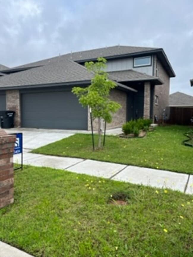 property at 3900 Central Park Dr