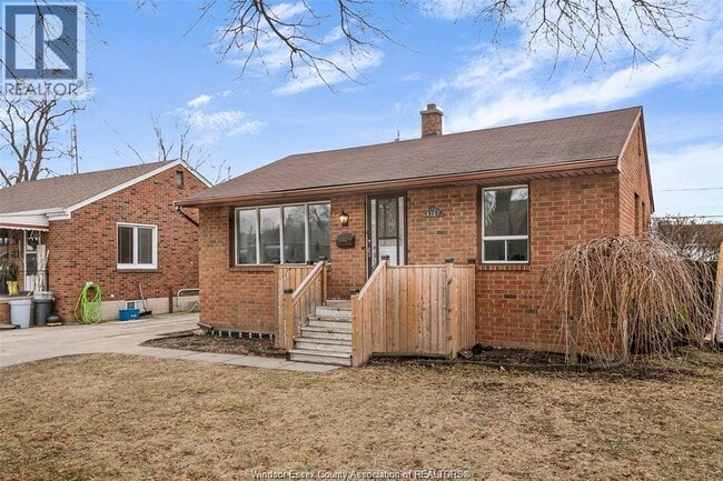 1217 Harrison Ave in Windsor, ON - Building Photo - Building Photo