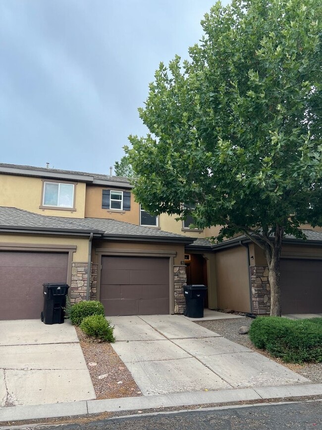 property at 1177 N Northfield Rd