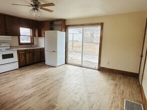 340 N Mill St in Cedarville, IL - Building Photo - Building Photo