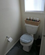 1825 C Pl SE, Unit Duplex in Auburn, WA - Foto de edificio - Building Photo