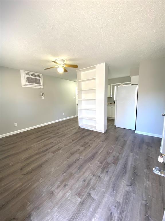 404 Swanee Dr in Austin, TX - Building Photo - Building Photo