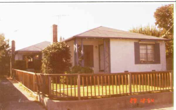 1218 Valota Rd in Redwood City, CA - Building Photo - Building Photo