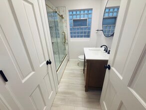 630 N Florissant Rd in St. Louis, MO - Foto de edificio - Building Photo